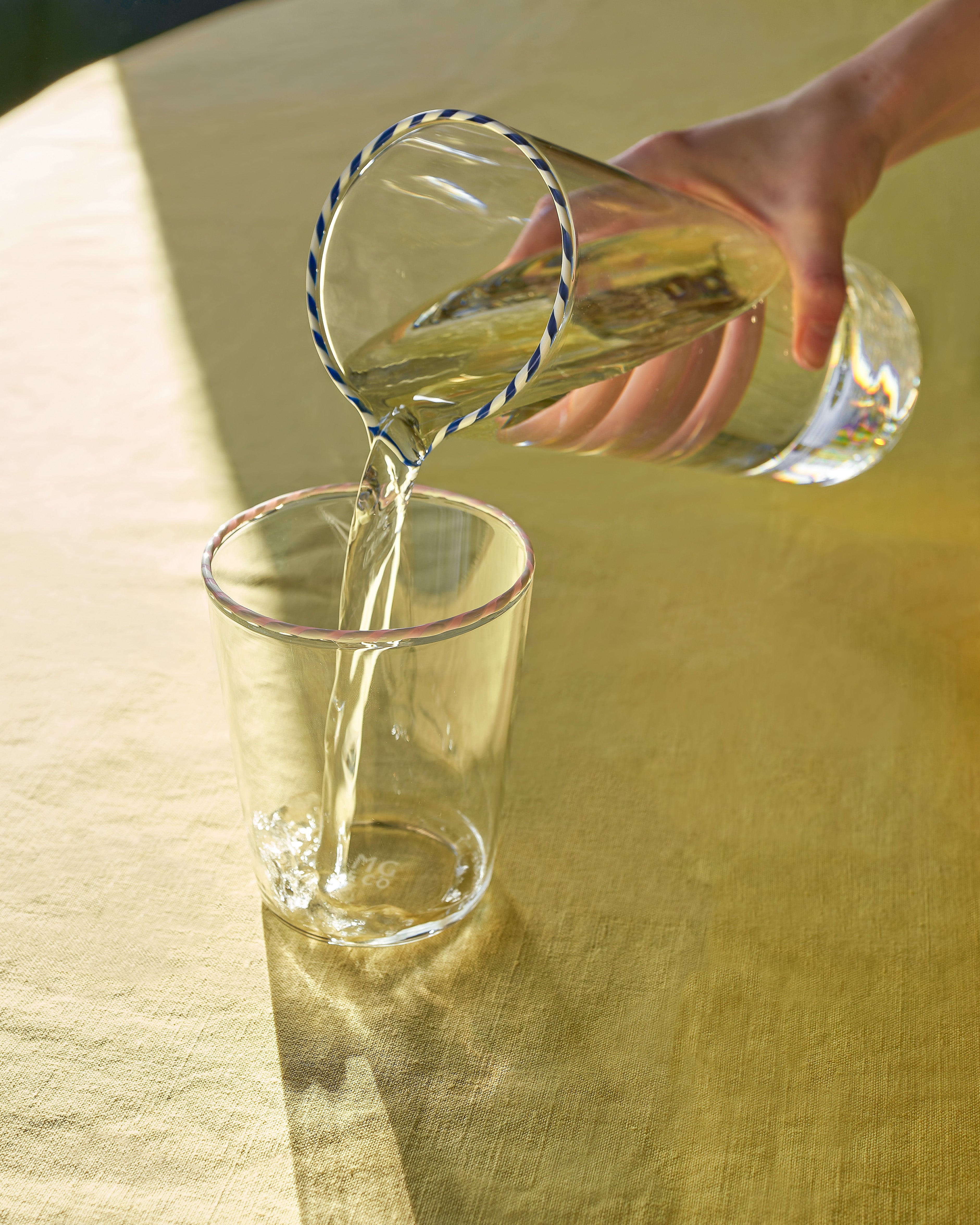 Twist Carafe, Blue