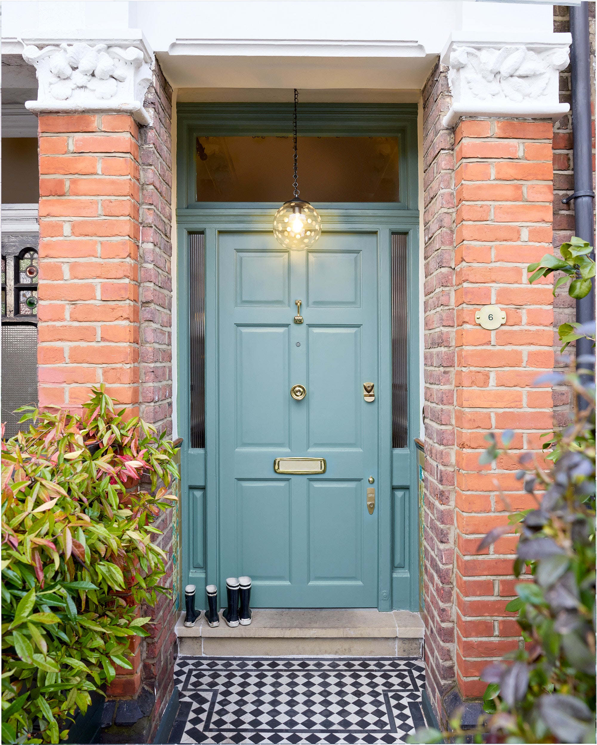 Keyhole Cover