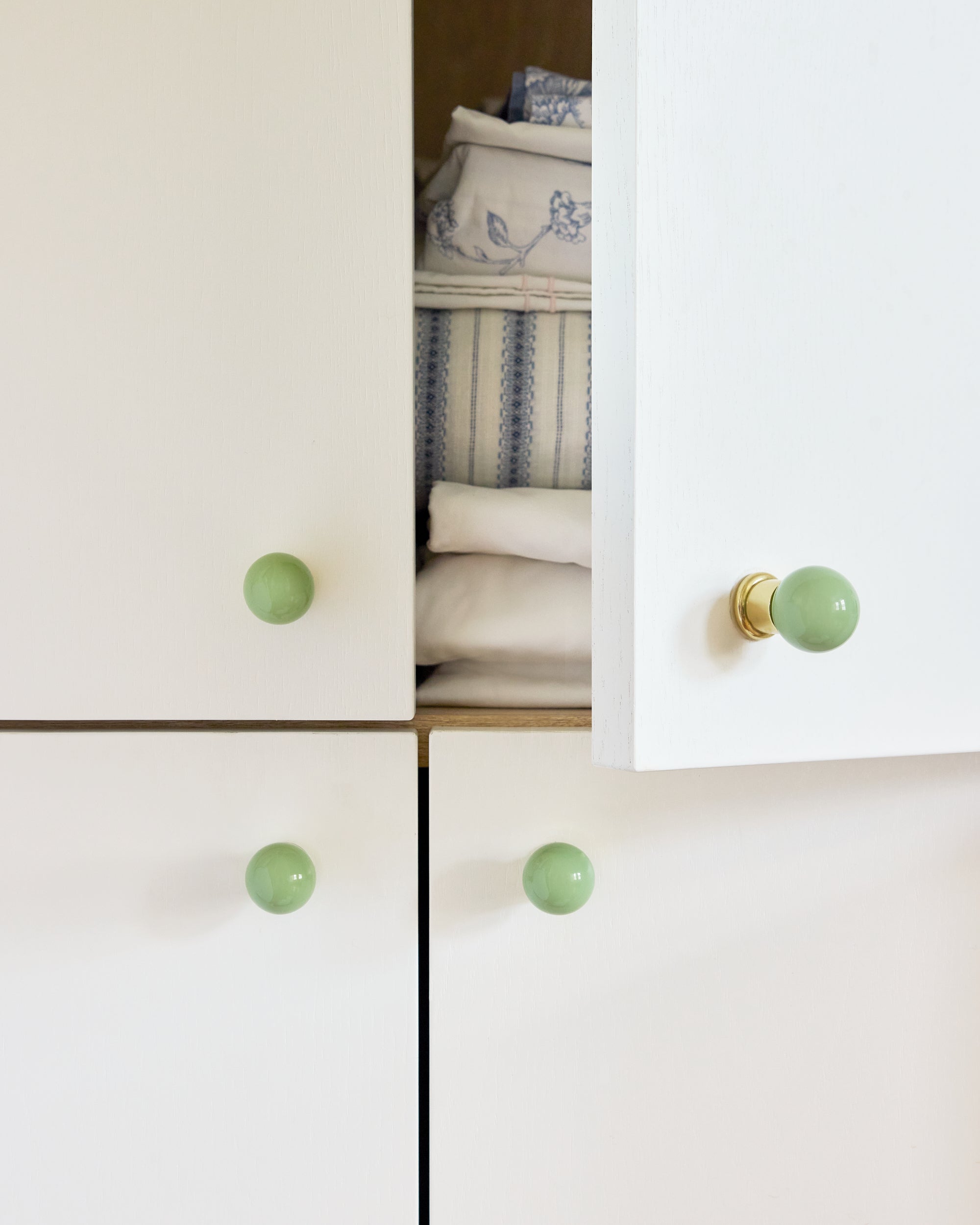 Coloured Knob, Pistachio, Brass