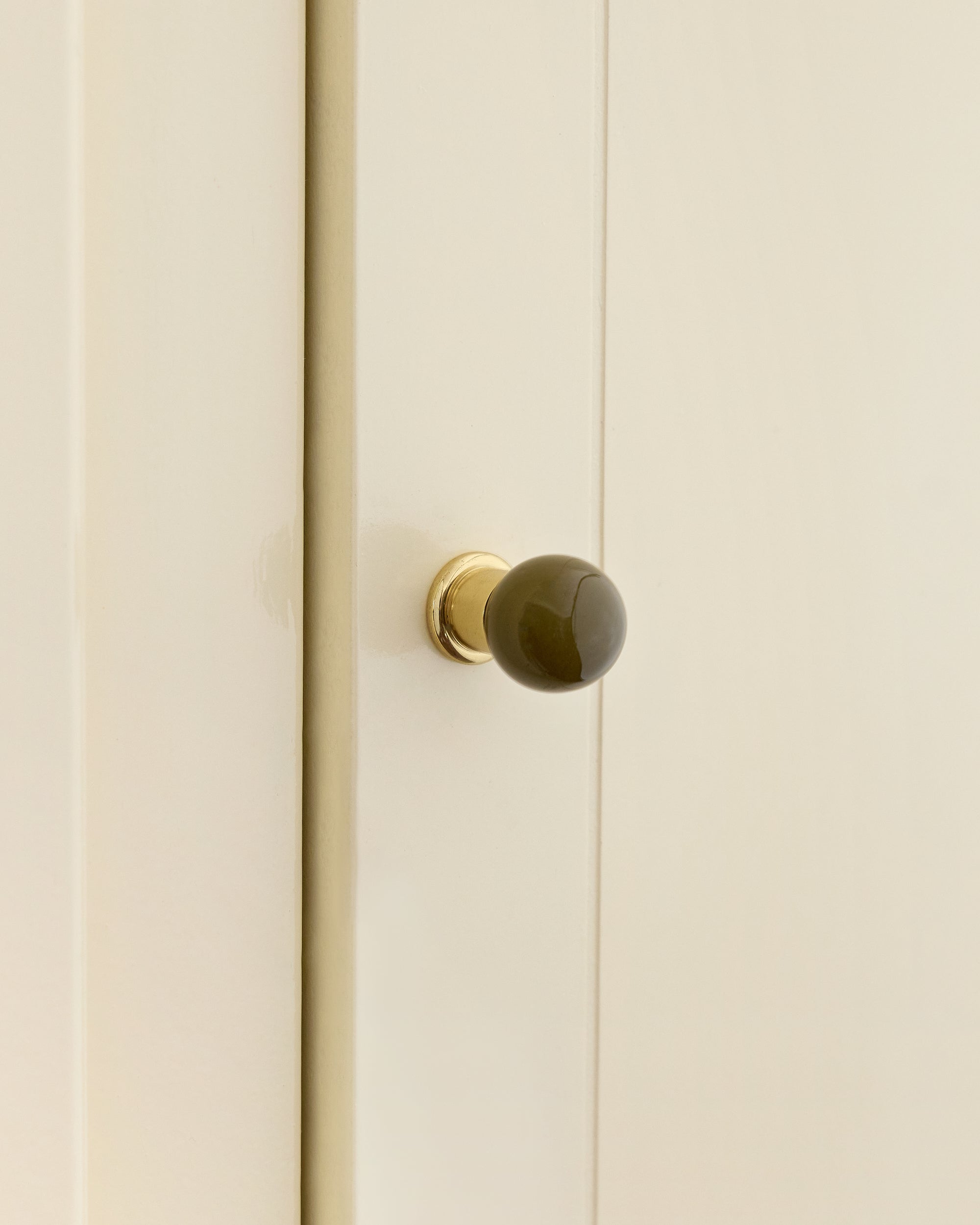 Coloured Knob, Khaki, Nickel