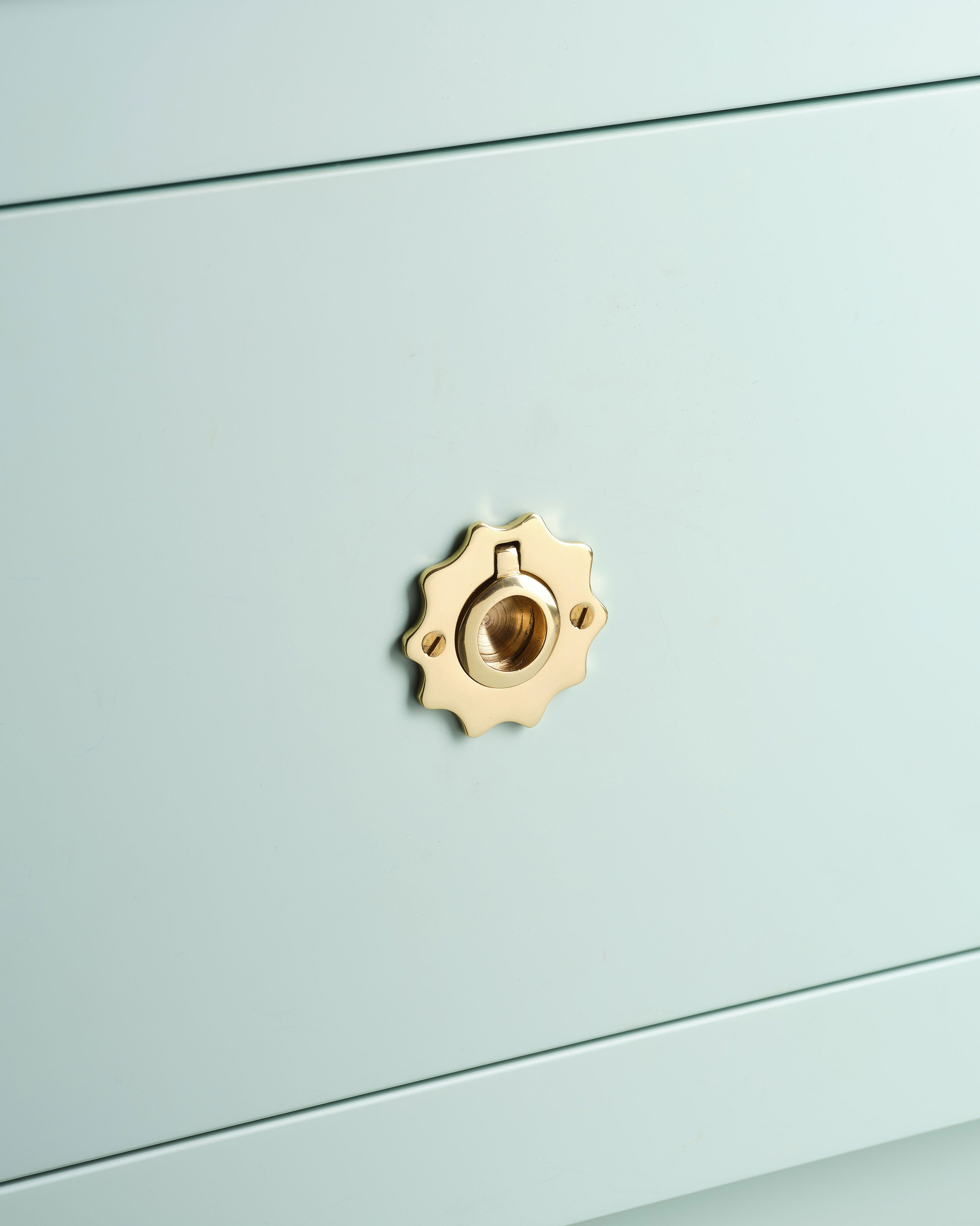 Wave Recess Pull, Polished Brass
