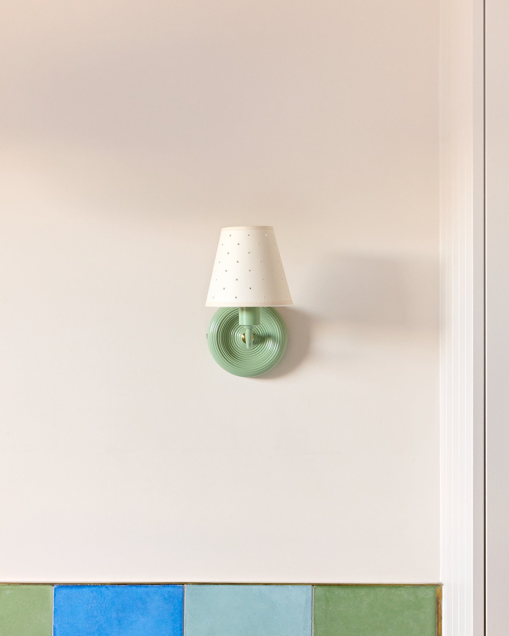 Hive Wall Light, Pistachio