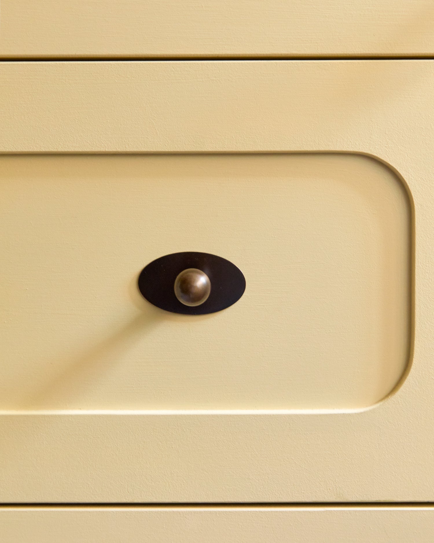 Oval Backplate, Blackened Bronze