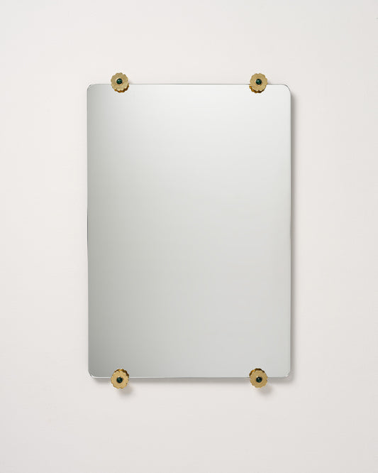 Curved Mirror, Medium