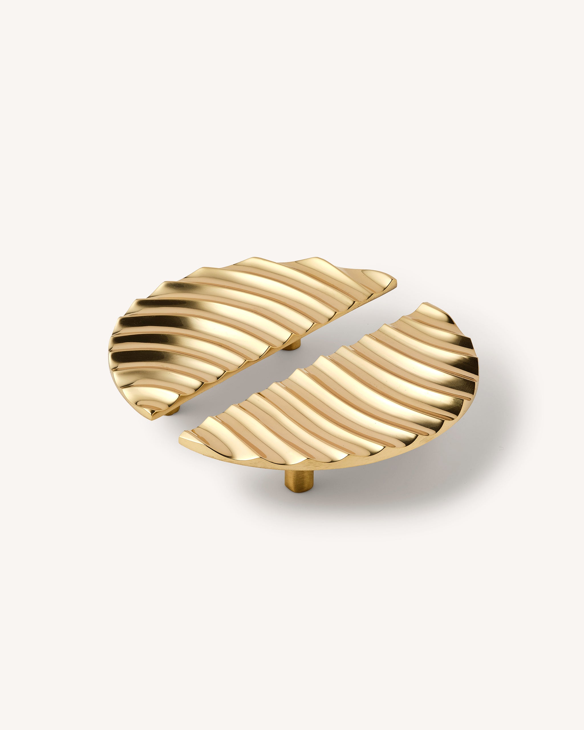 Pair of Medano Pulls, Polished Brass